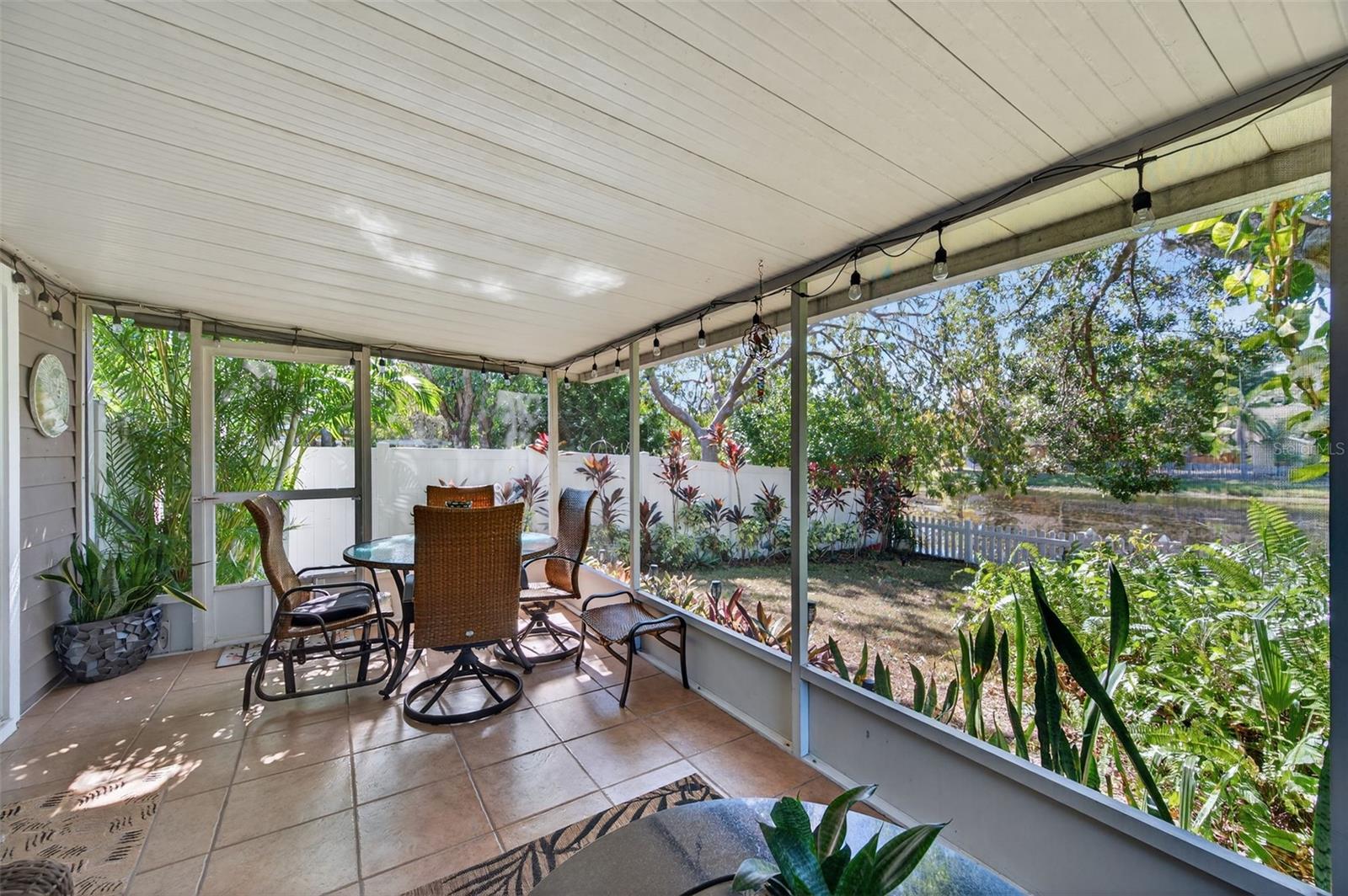 Image 30 of 39 For 1706 Whispering Drive E