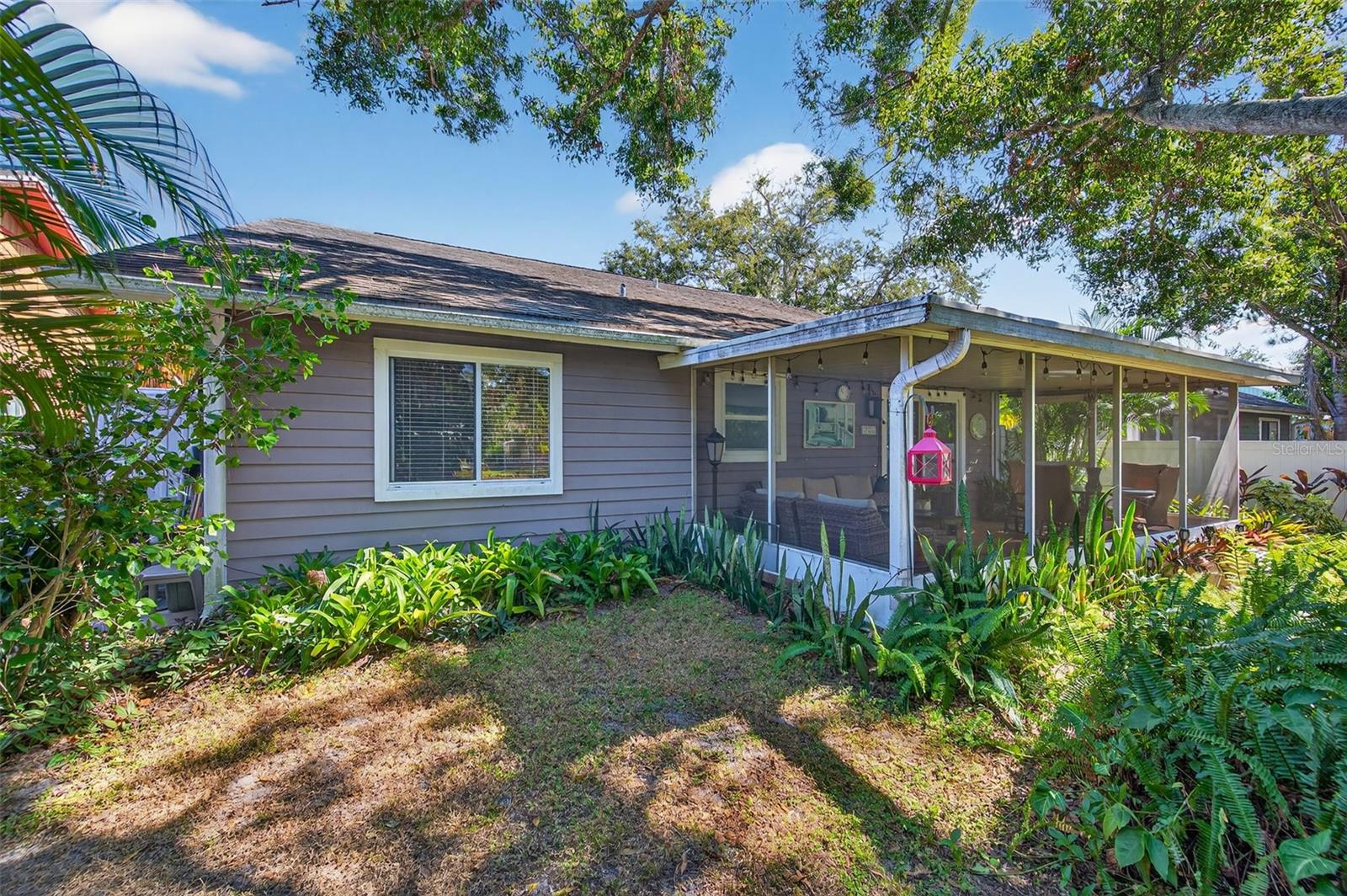 Image 32 of 39 For 1706 Whispering Drive E