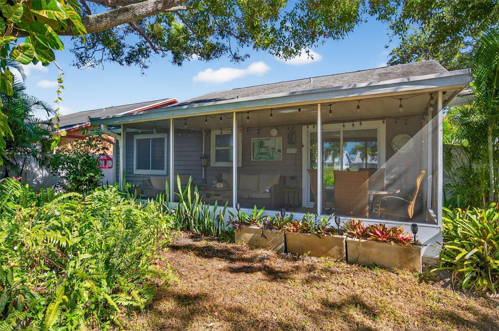 Image 33 of 39 For 1706 Whispering Drive E