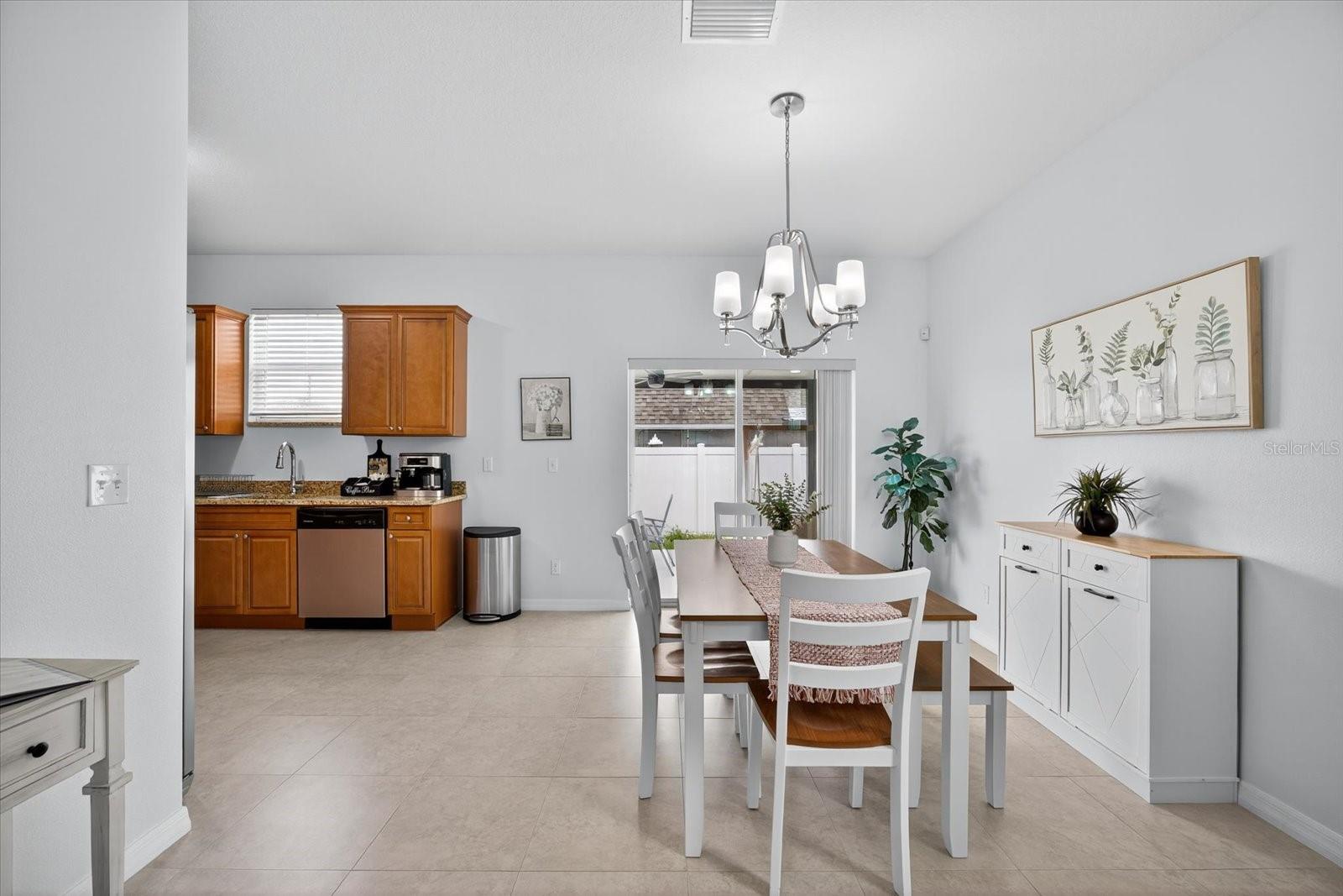 Image 7 of 39 For 3007 Haya Street