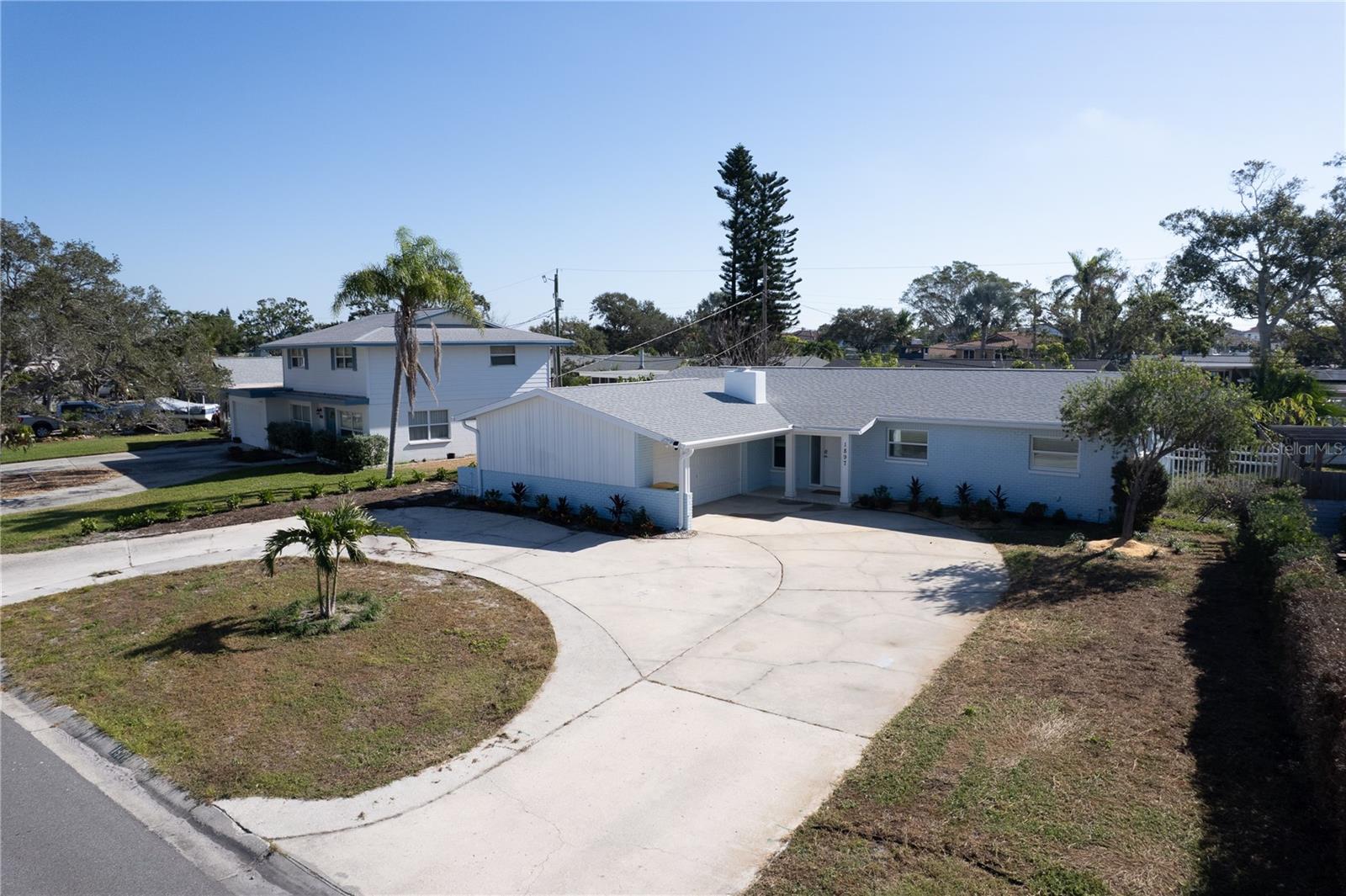 Image 3 of 39 For 1897 Dolphin Boulevard S