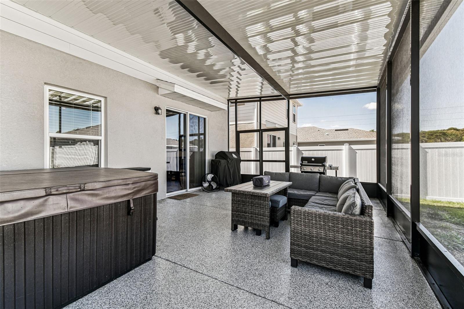 Image 17 of 35 For 19043 Pebble Wood Lane