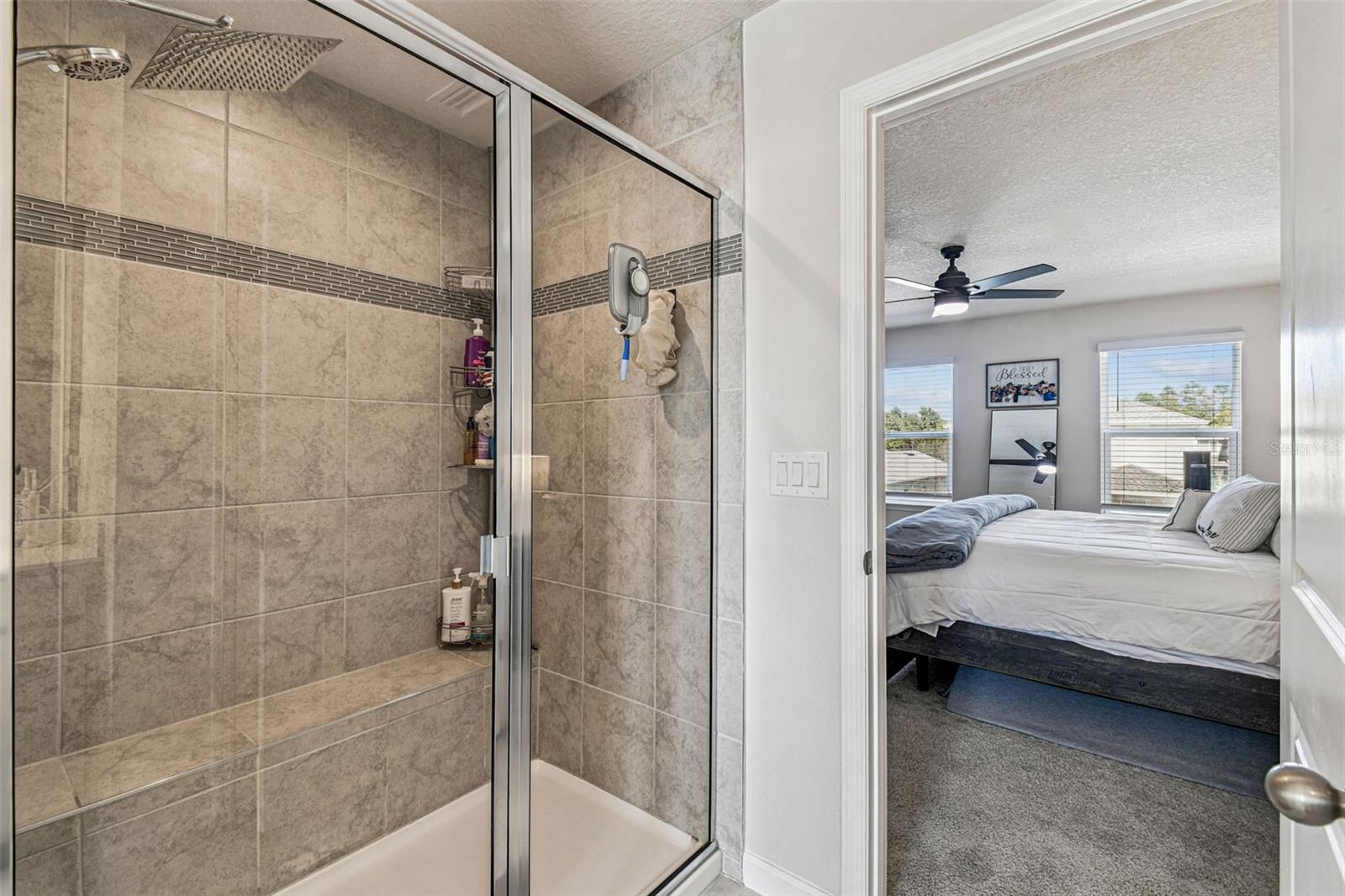 Image 23 of 35 For 19043 Pebble Wood Lane