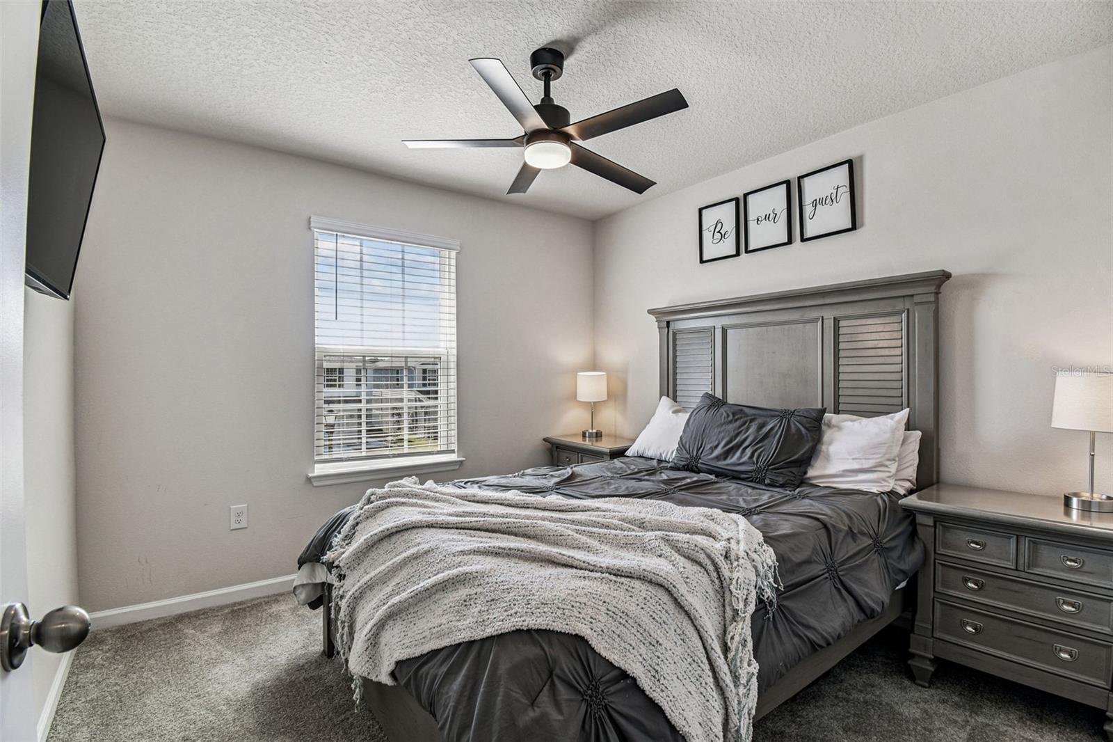 Image 24 of 35 For 19043 Pebble Wood Lane