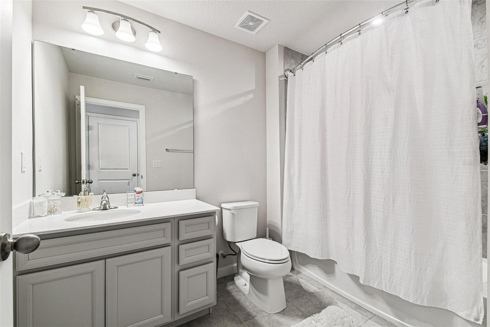 Image 26 of 35 For 19043 Pebble Wood Lane