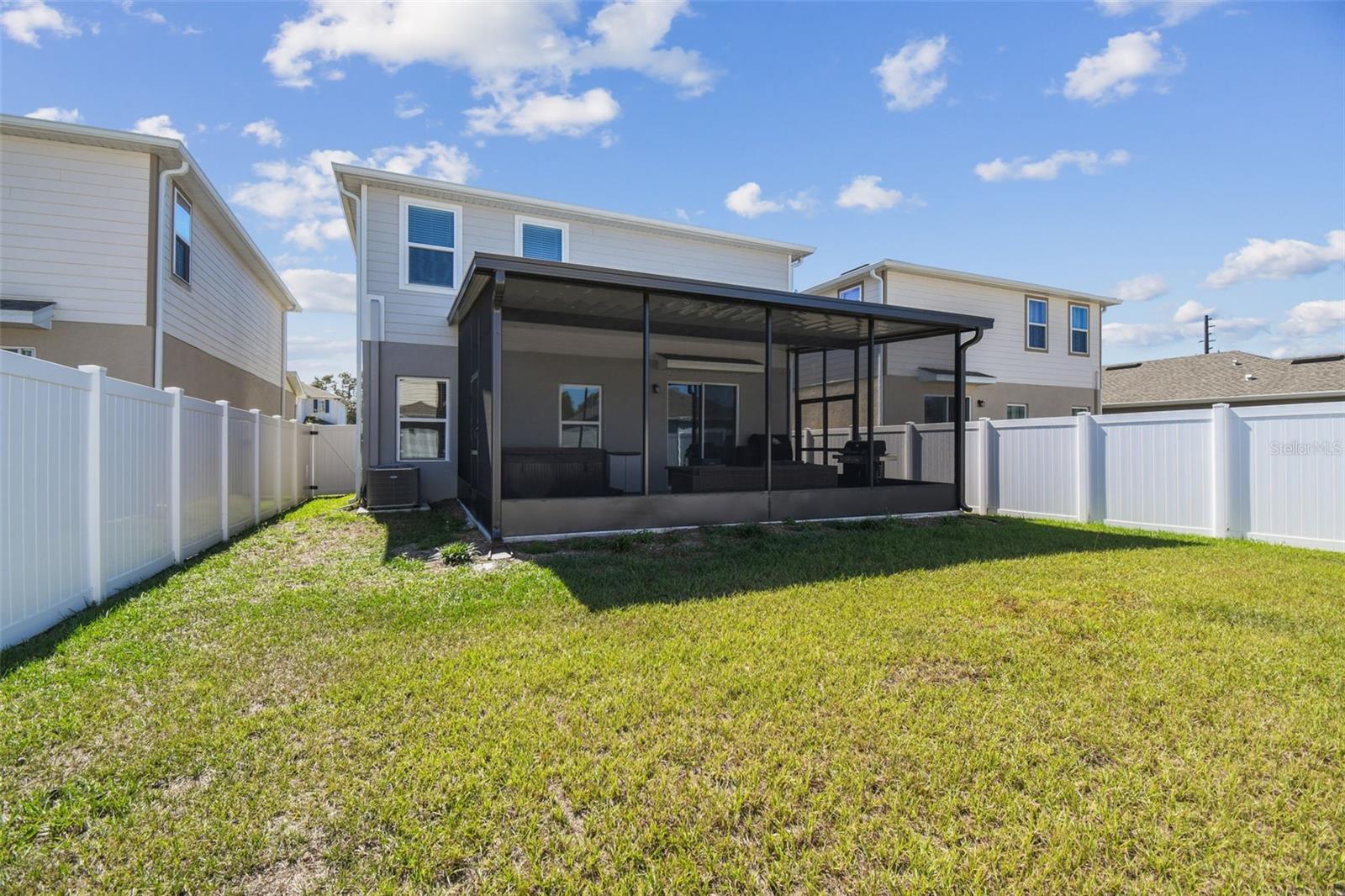 Image 31 of 35 For 19043 Pebble Wood Lane