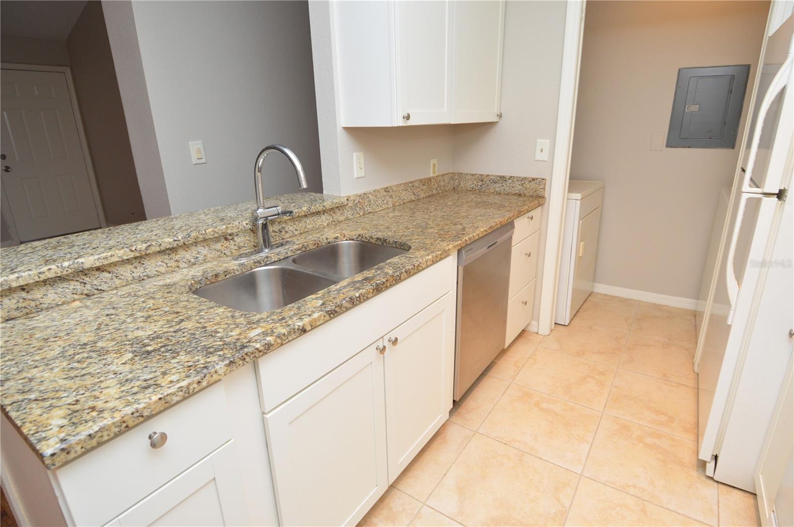 Image 8 of 100 For 10263 Gandy Boulevard N 2016