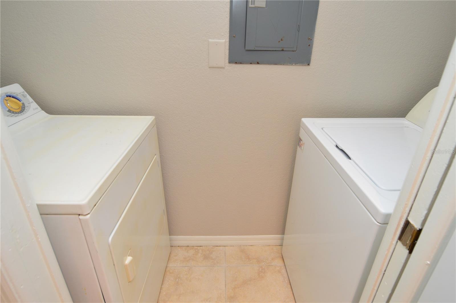 Image 9 of 100 For 10263 Gandy Boulevard N 2016