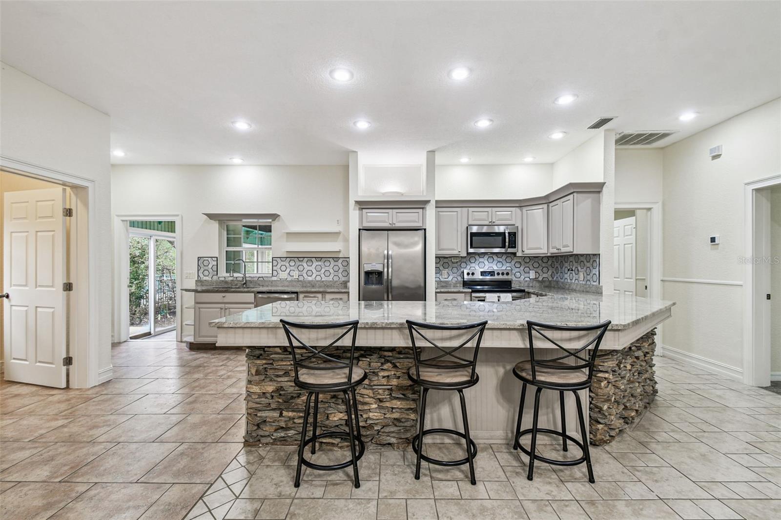 Image 23 of 85 For 16453 Pawnee Drive