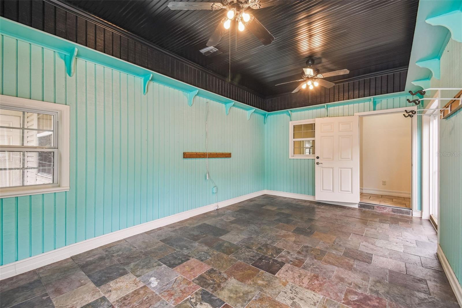 Image 32 of 85 For 16453 Pawnee Drive