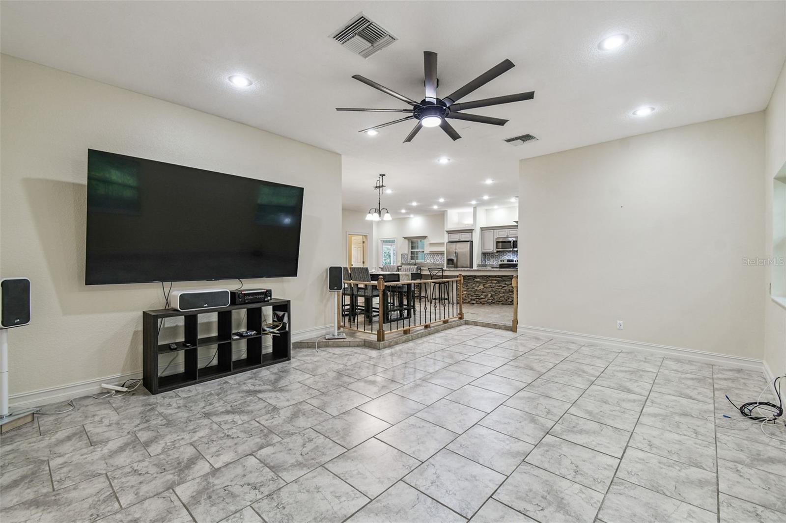 Image 35 of 85 For 16453 Pawnee Drive