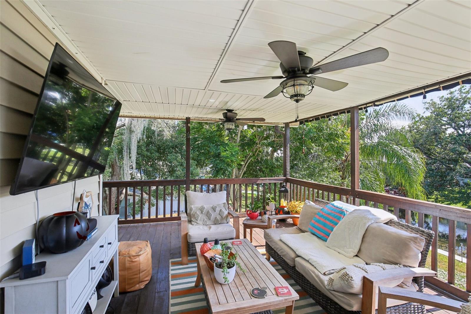 Image 28 of 49 For 3140 Canal Drive