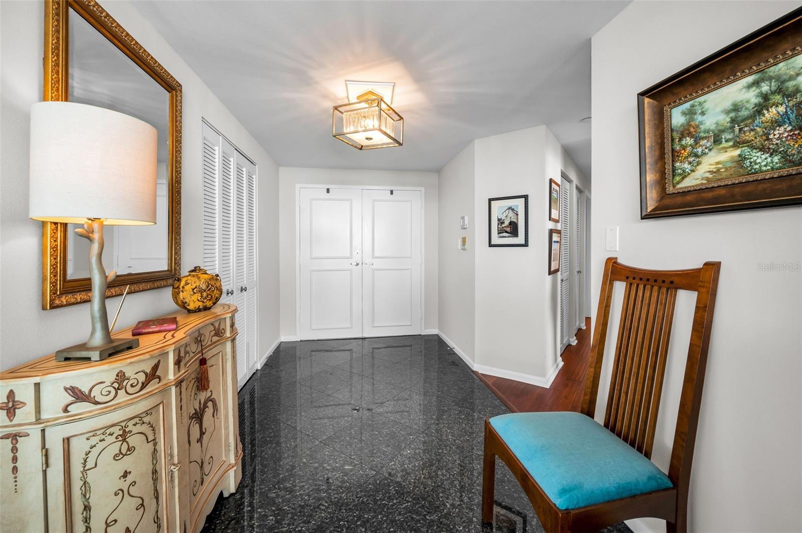 Image 16 of 98 For 1520 Gulf Boulevard 1101