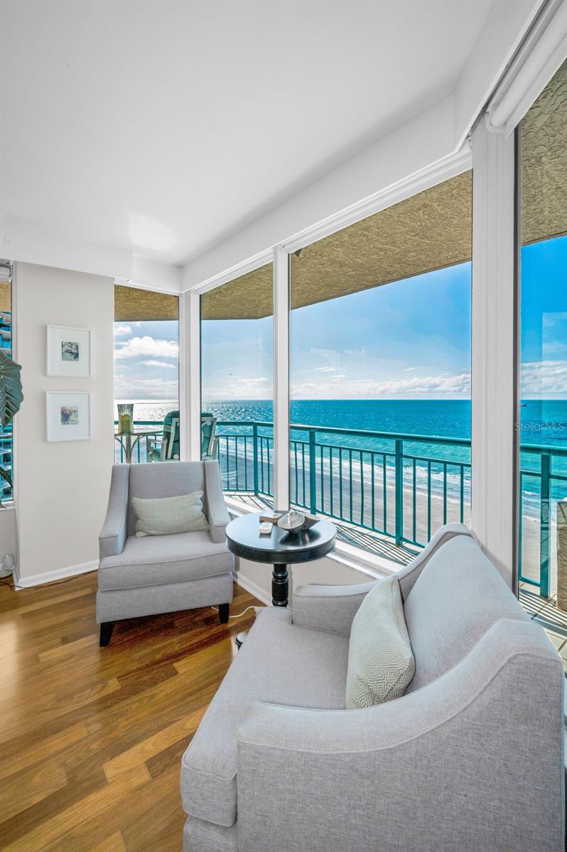 Image 18 of 98 For 1520 Gulf Boulevard 1101