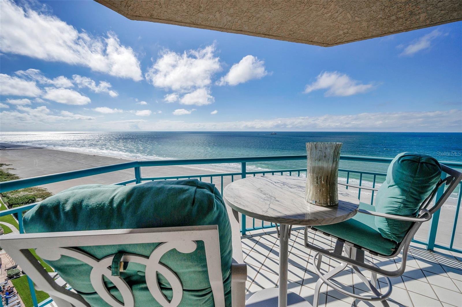 Image 25 of 98 For 1520 Gulf Boulevard 1101