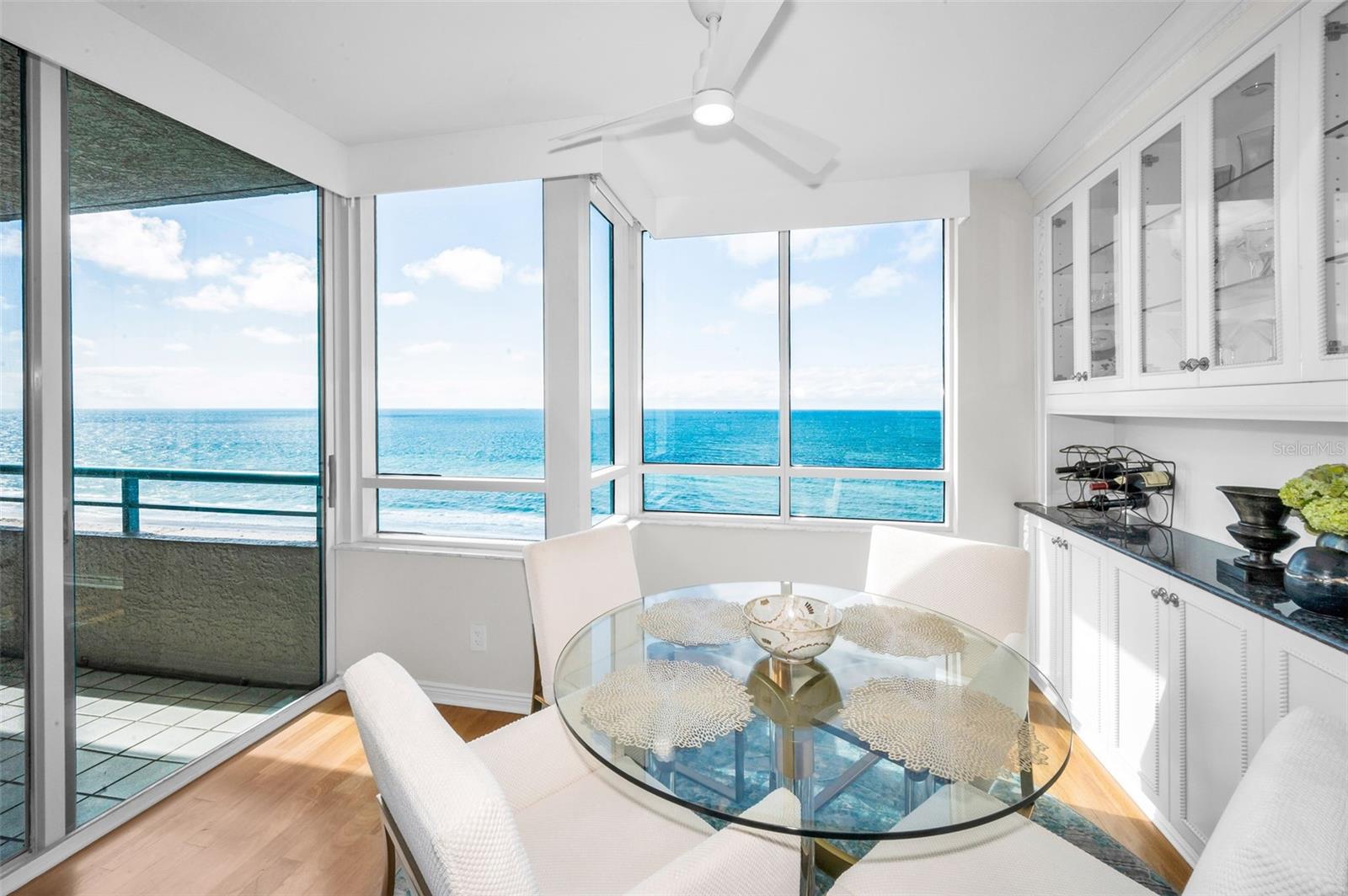 Image 45 of 98 For 1520 Gulf Boulevard 1101