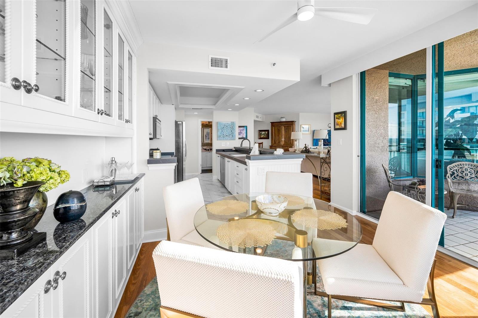 Image 49 of 98 For 1520 Gulf Boulevard 1101