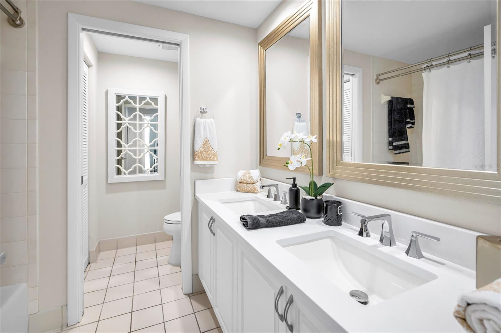 Image 71 of 98 For 1520 Gulf Boulevard 1101