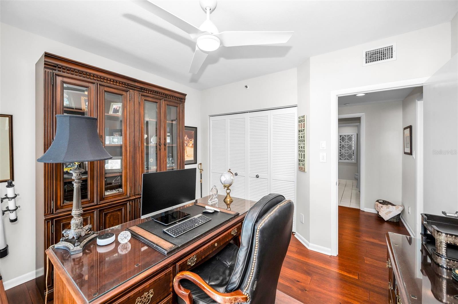 Image 73 of 98 For 1520 Gulf Boulevard 1101