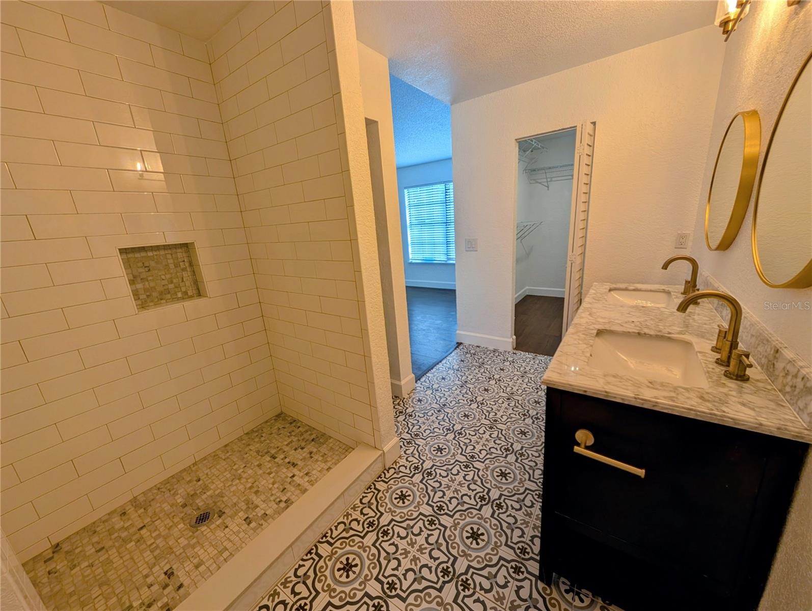 Image 14 of 22 For 3919 Carroll Pines Court