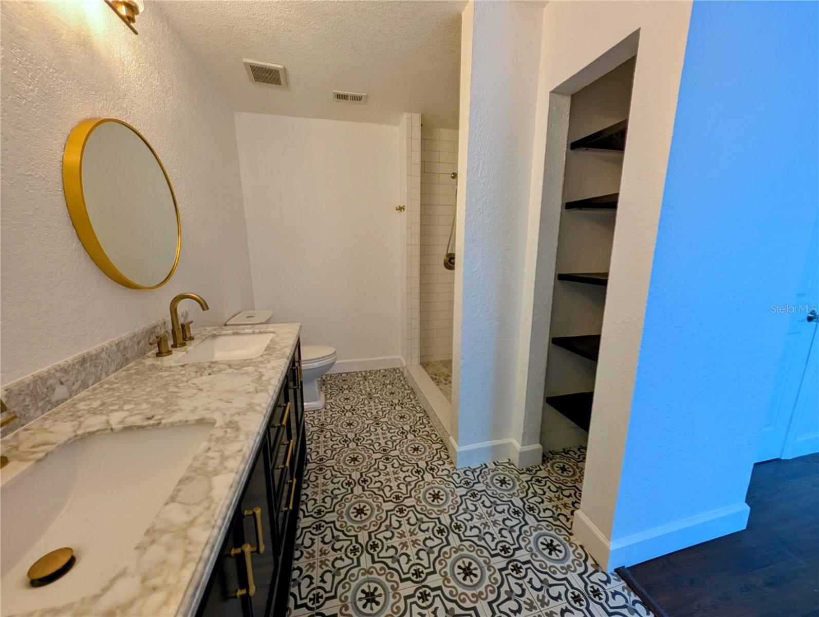 Image 15 of 22 For 3919 Carroll Pines Court