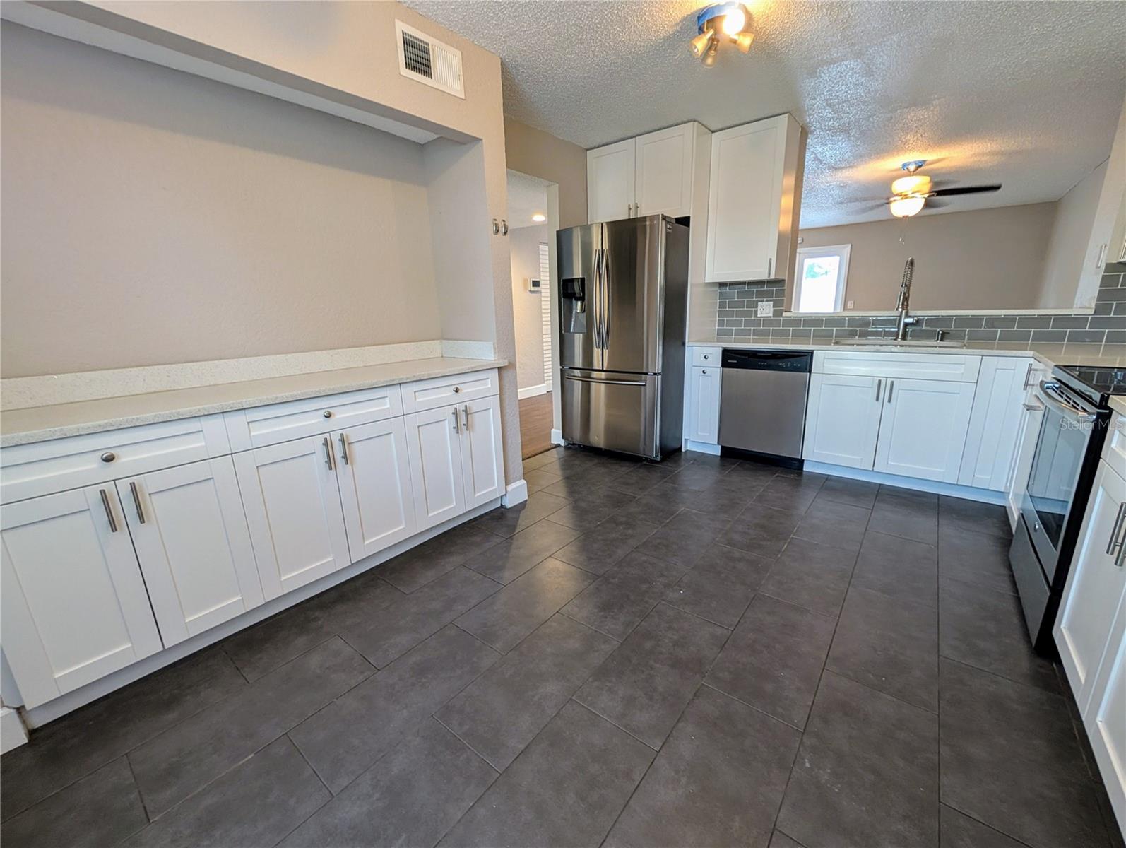 Image 9 of 22 For 3919 Carroll Pines Court