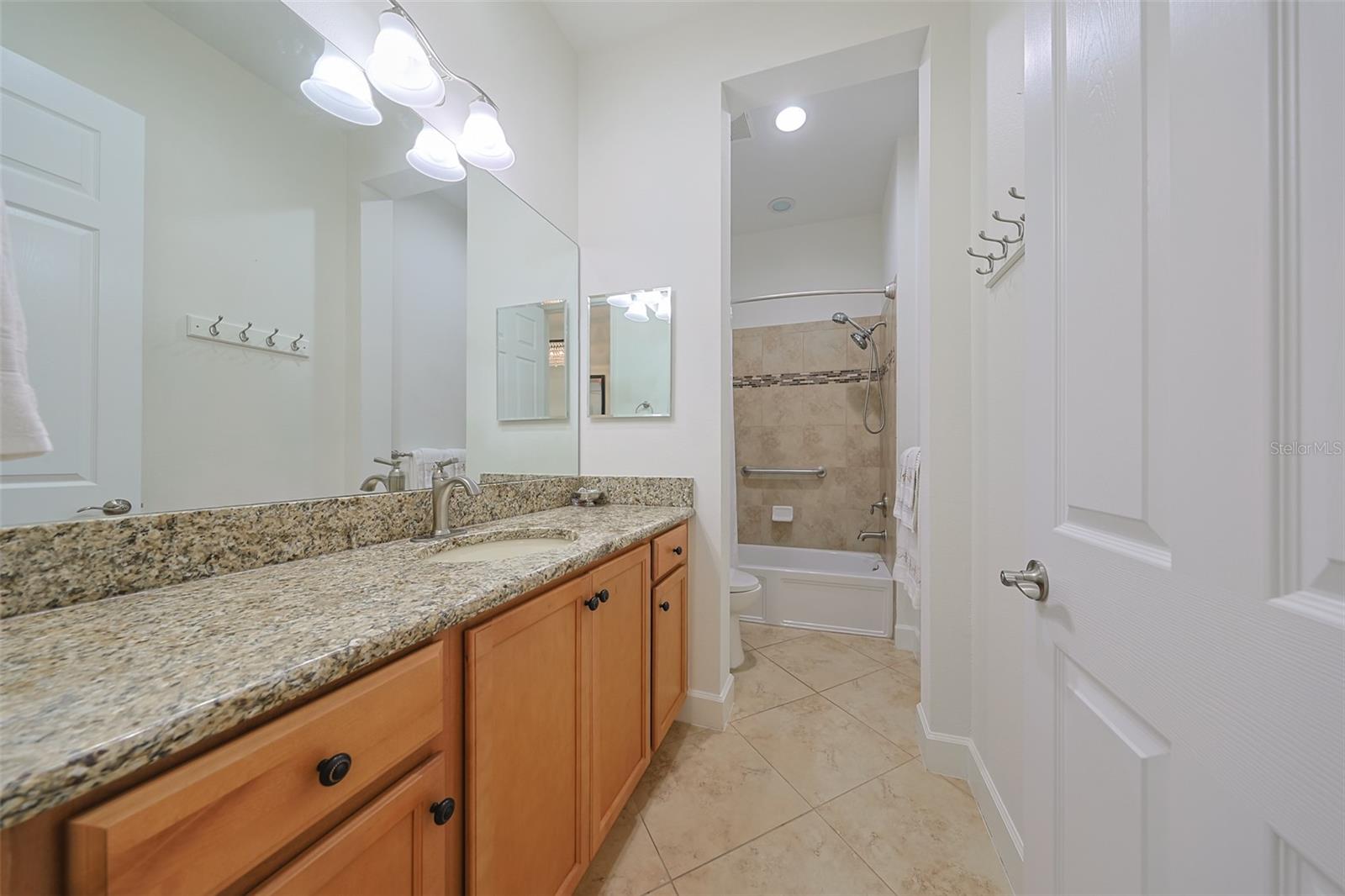 Image 41 of 75 For 2264 Sifield Greens Way