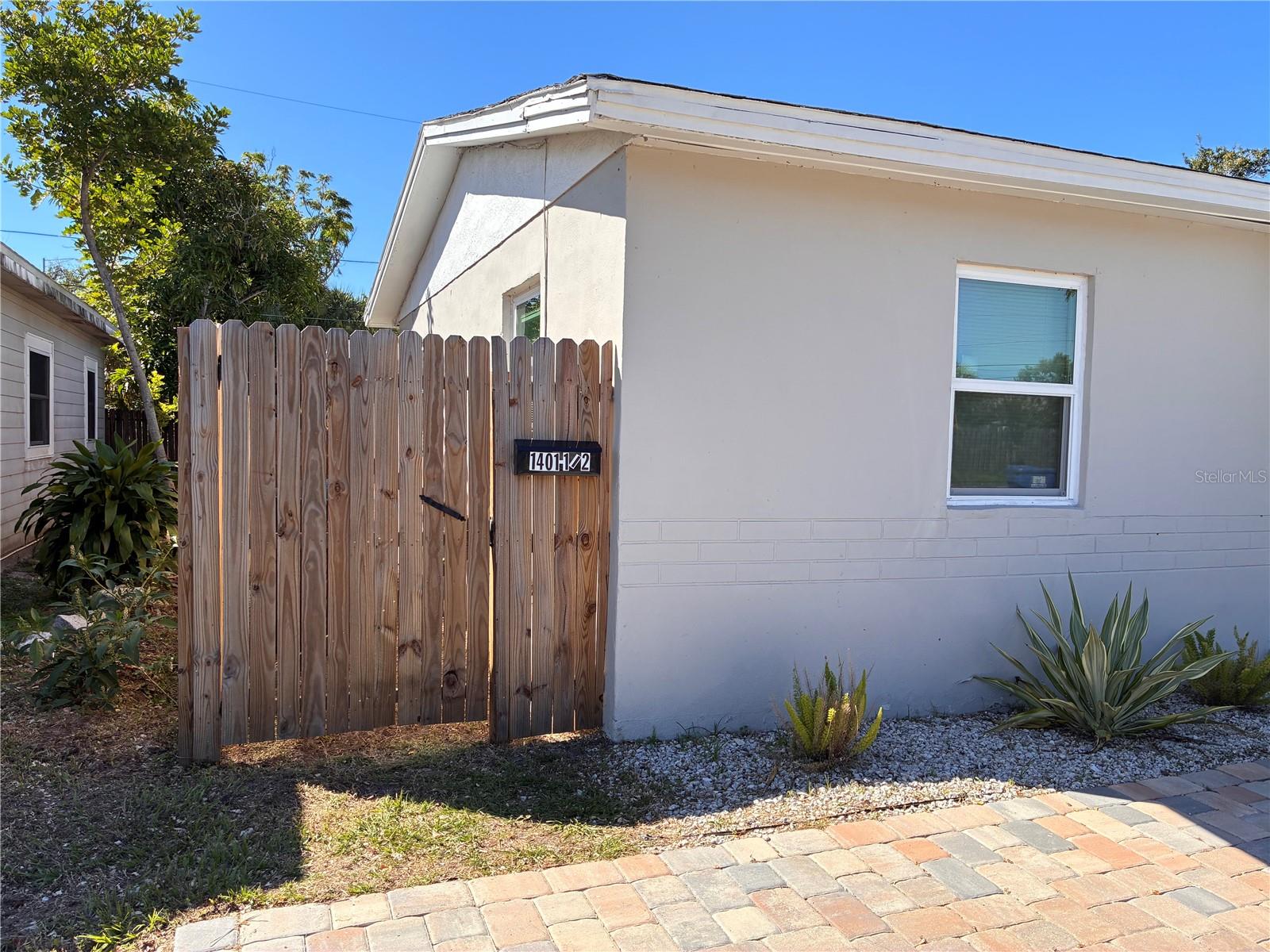 Image 15 of 15 For 1401 1-2 31st Street S