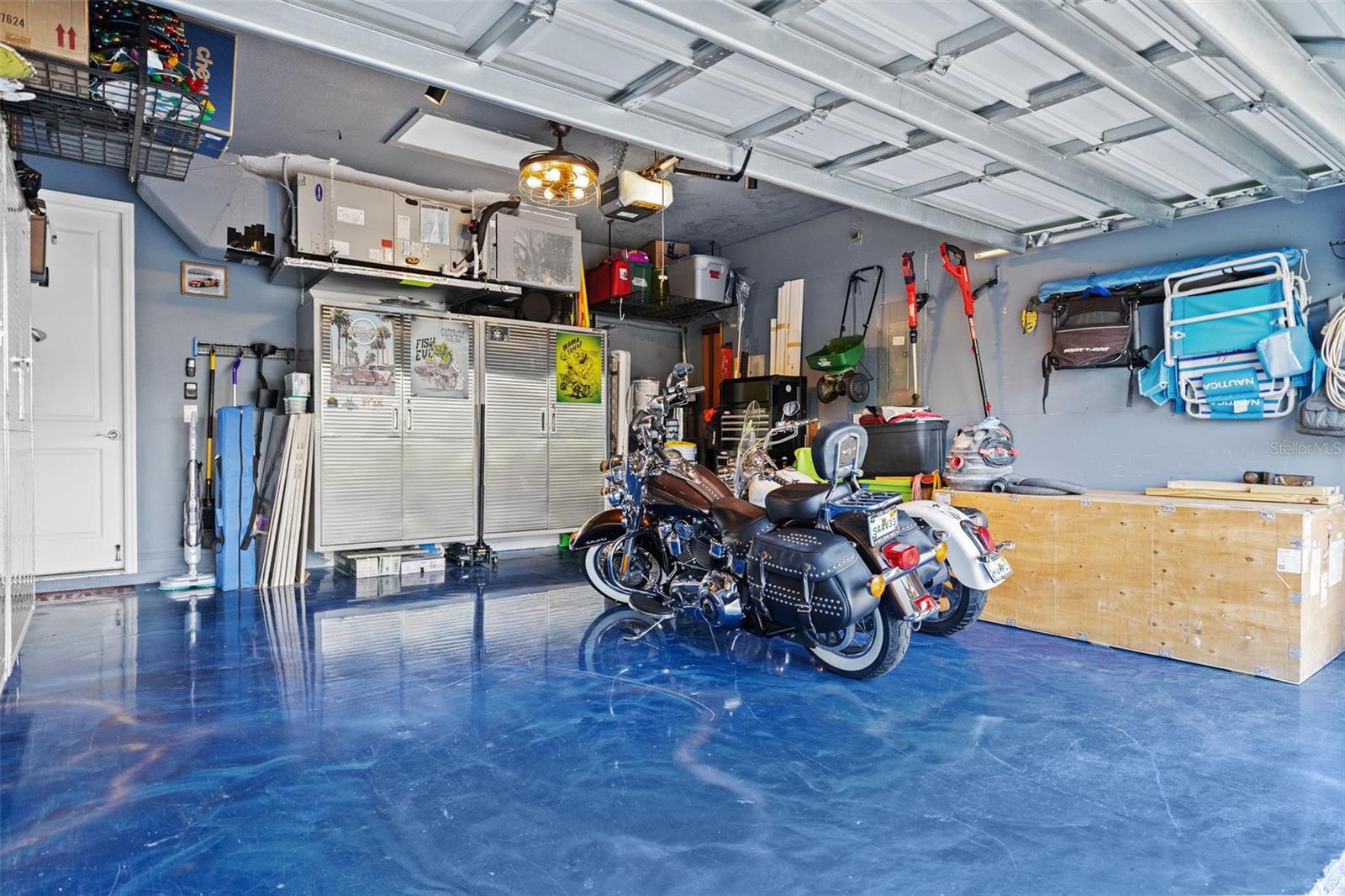 Listing photo id 29 for 5822 Silver Sun Drive