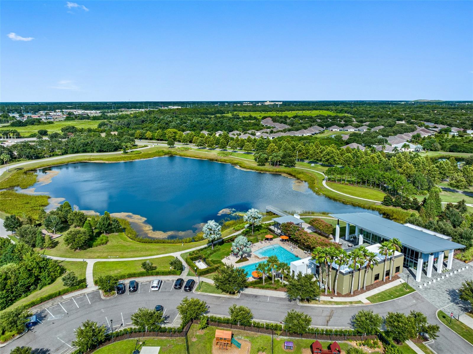 Listing photo id 50 for 5822 Silver Sun Drive