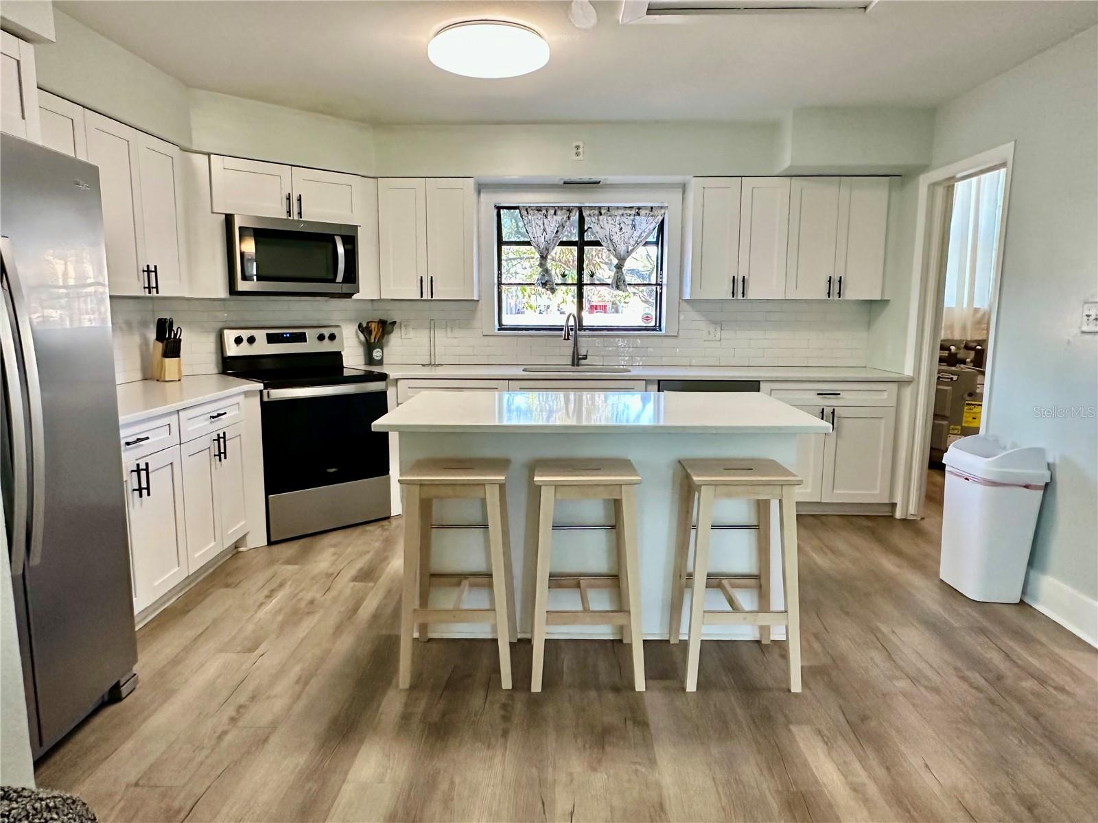 Image 21 of 34 For 1504 33rd Avenue