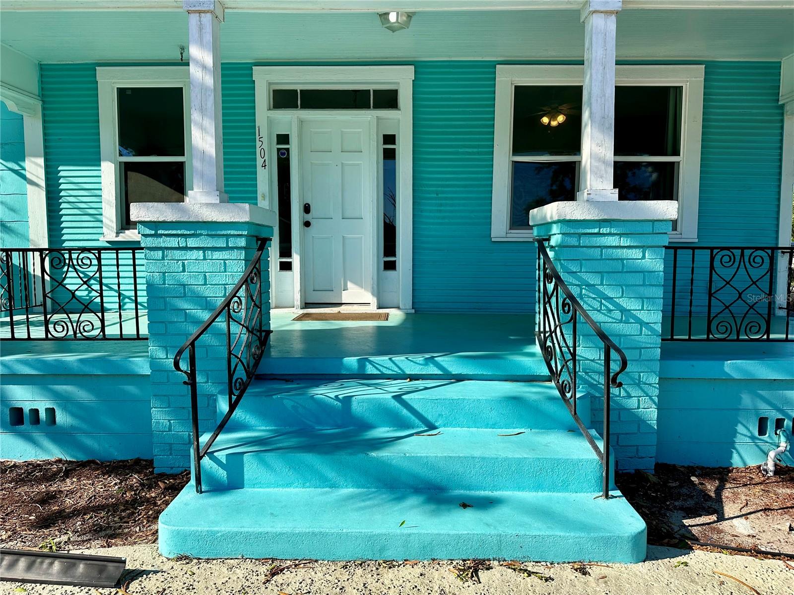 Image 7 of 34 For 1504 33rd Avenue