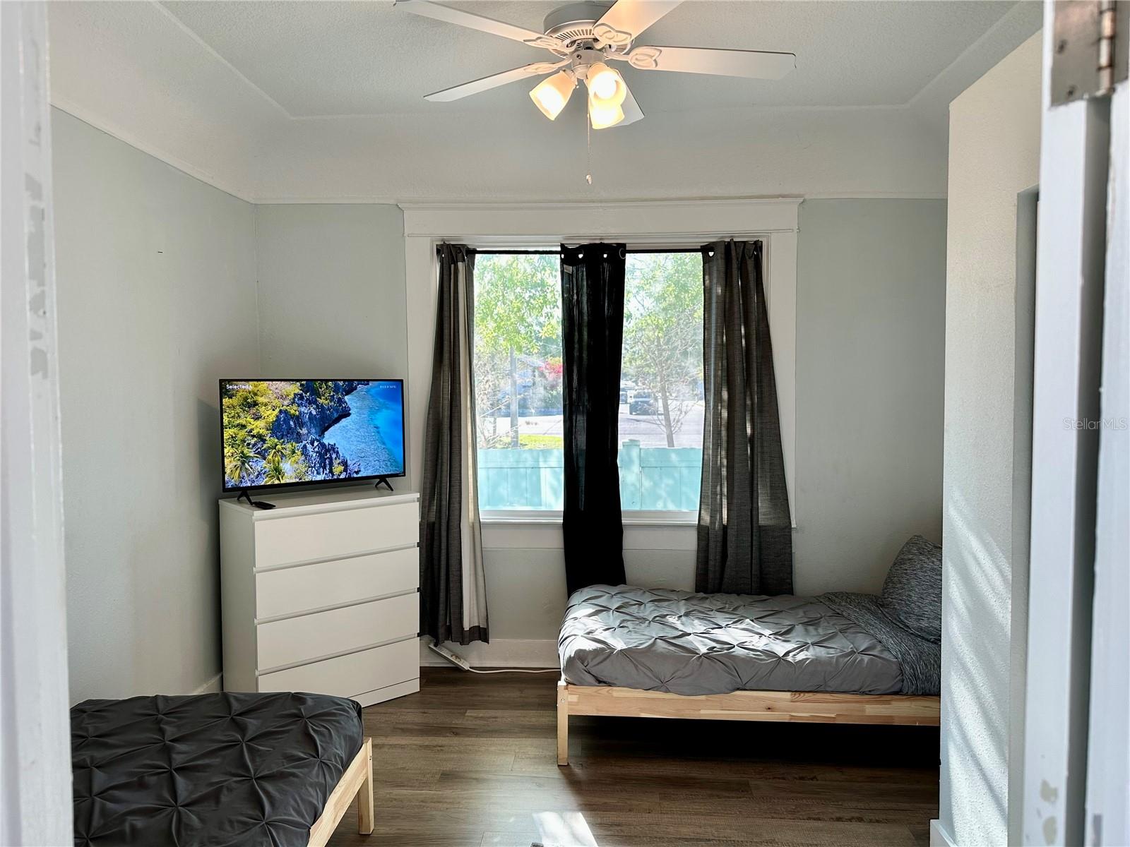 Image 9 of 34 For 1504 33rd Avenue