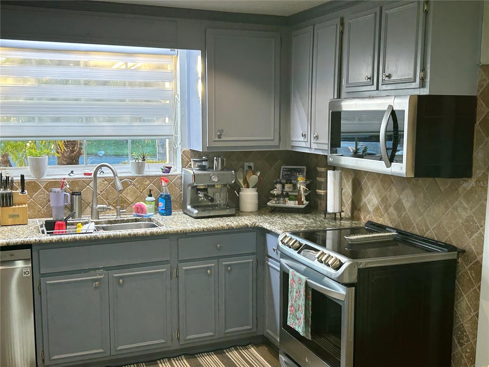 Image 2 of 15 For 10400 Linda Sue Court