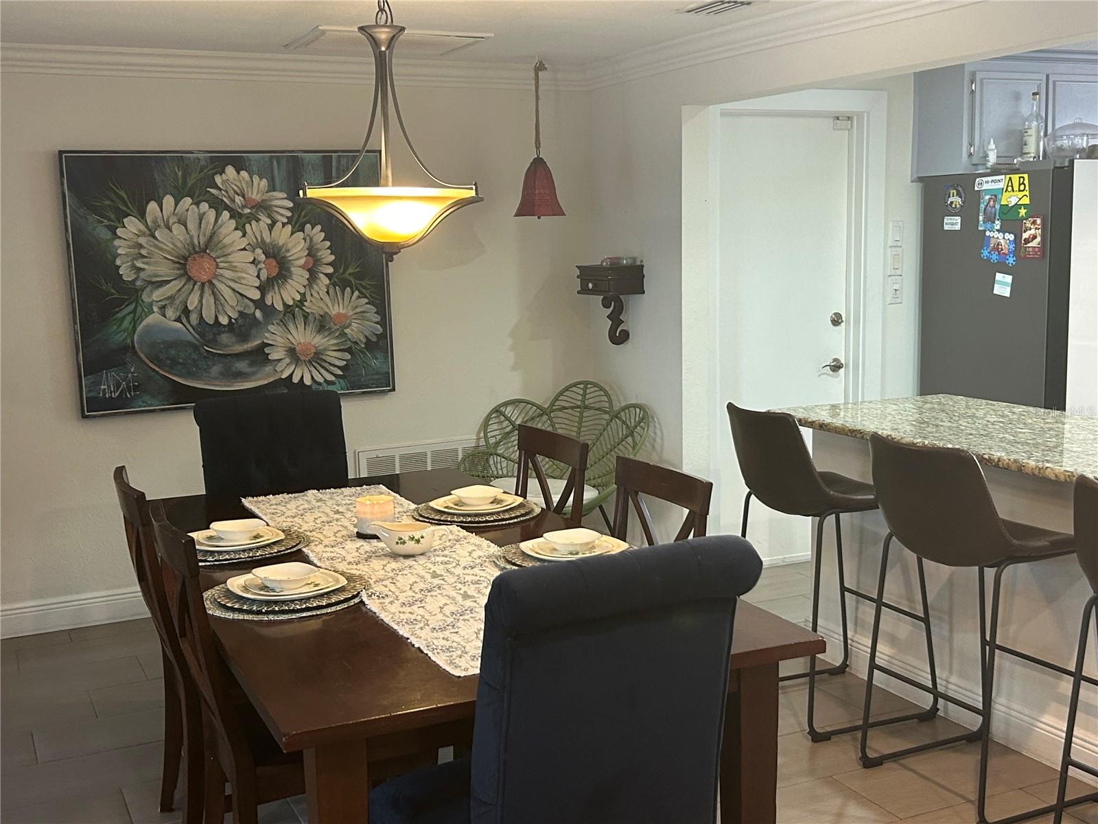 Image 4 of 15 For 10400 Linda Sue Court