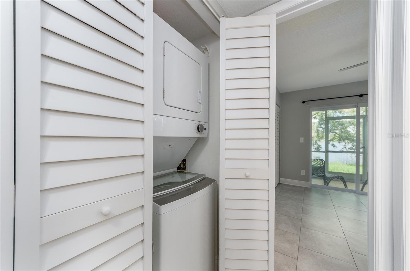 Image 12 of 35 For 7246 Bank Drive 106