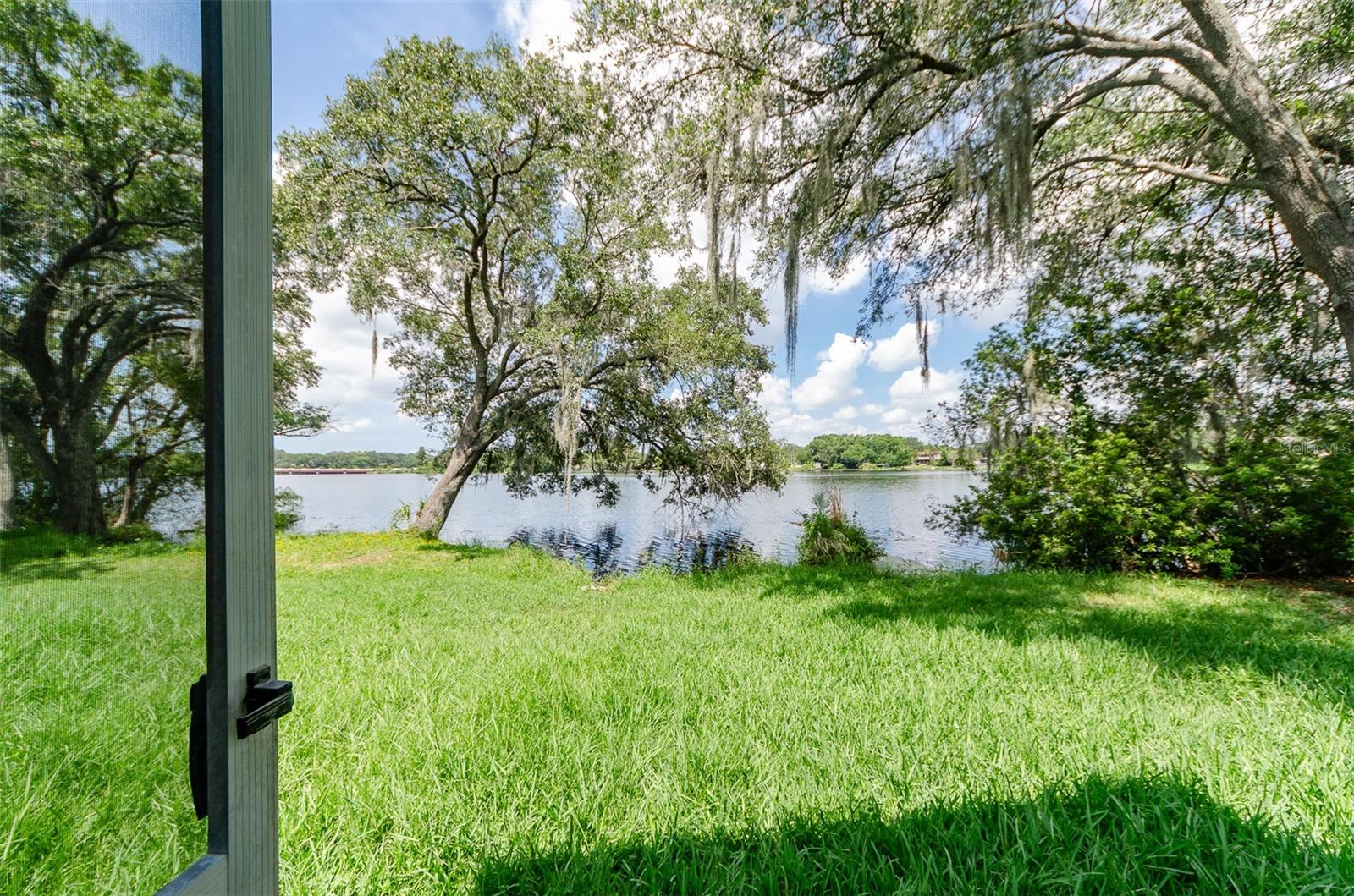 Image 20 of 35 For 7246 Bank Drive 106