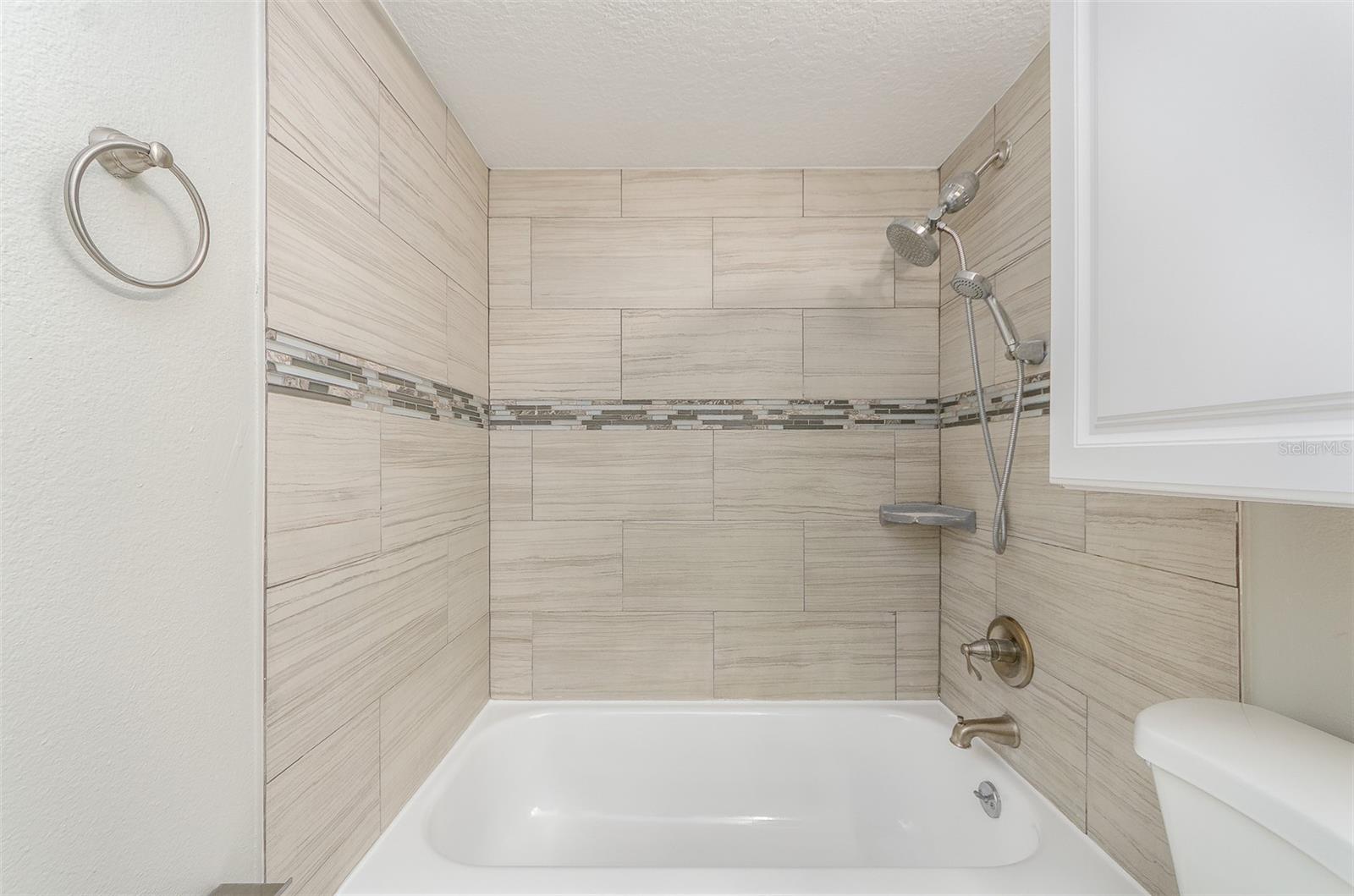 Image 24 of 35 For 7246 Bank Drive 106