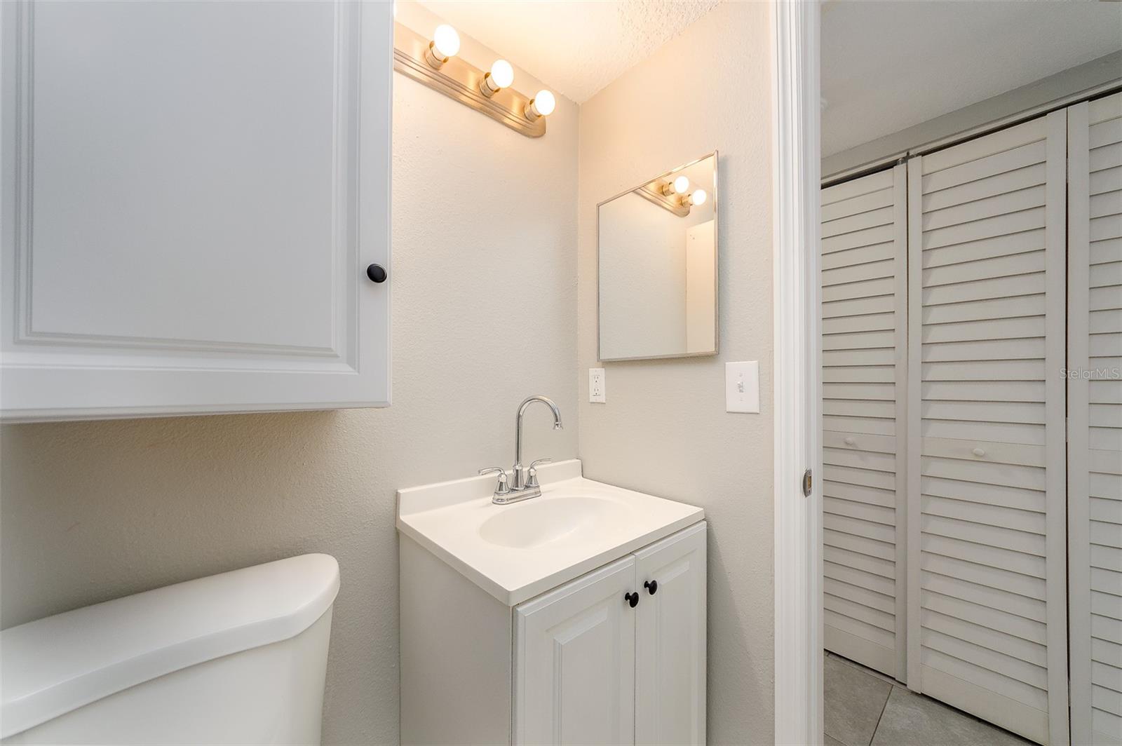 Image 25 of 35 For 7246 Bank Drive 106