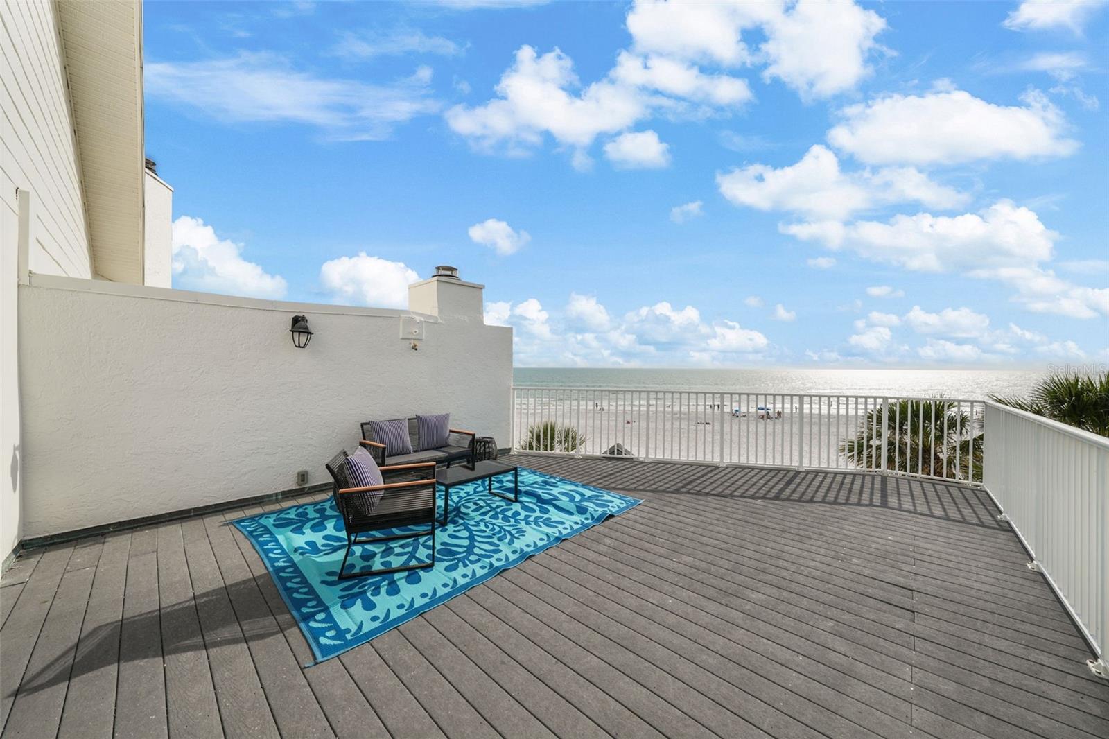 Image 54 of 89 For 17960 Gulf Boulevard 225