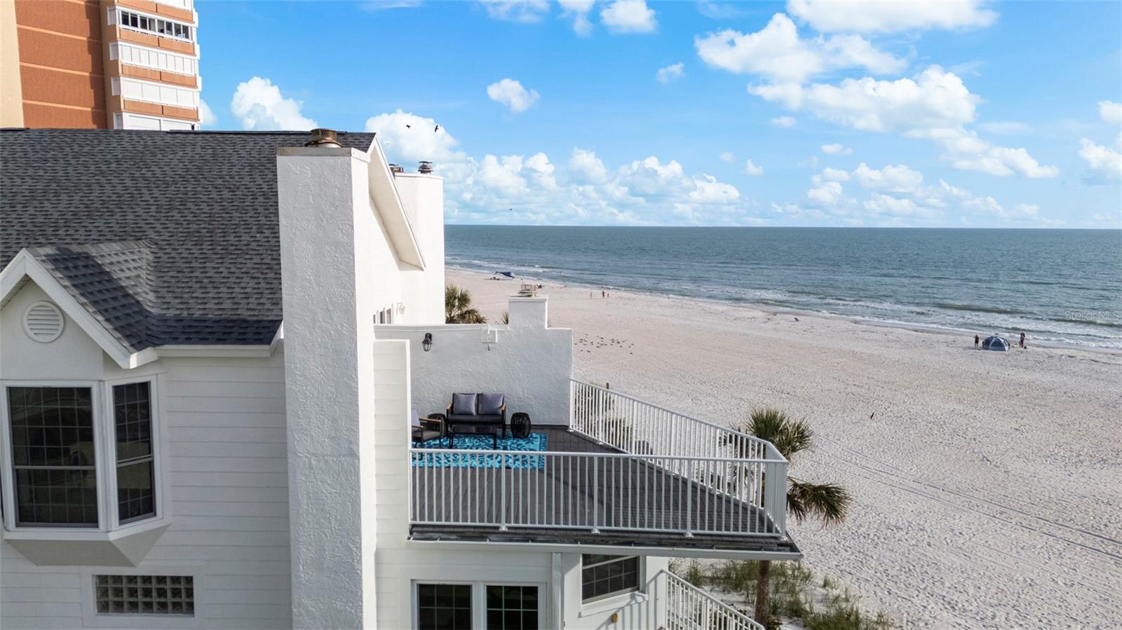 Image 83 of 89 For 17960 Gulf Boulevard 225