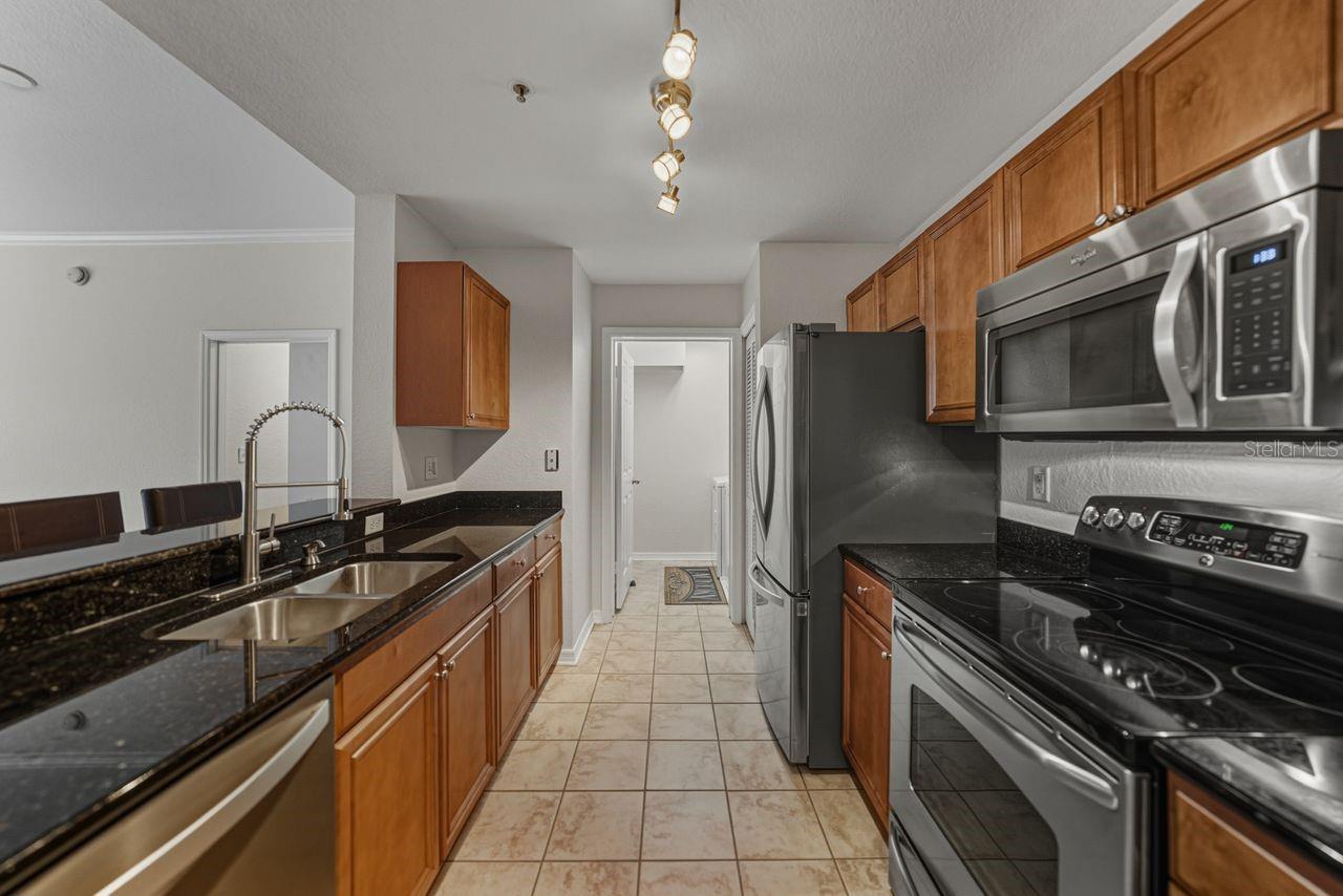 Image 10 of 64 For 700 Harbour Island Boulevard 222