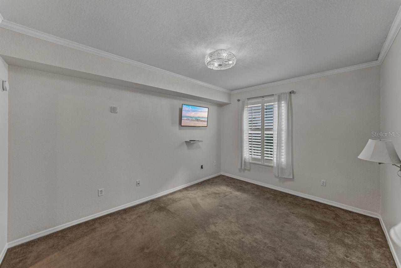 Image 16 of 64 For 700 Harbour Island Boulevard 222