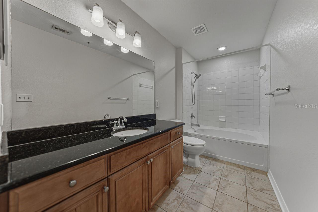 Image 18 of 64 For 700 Harbour Island Boulevard 222