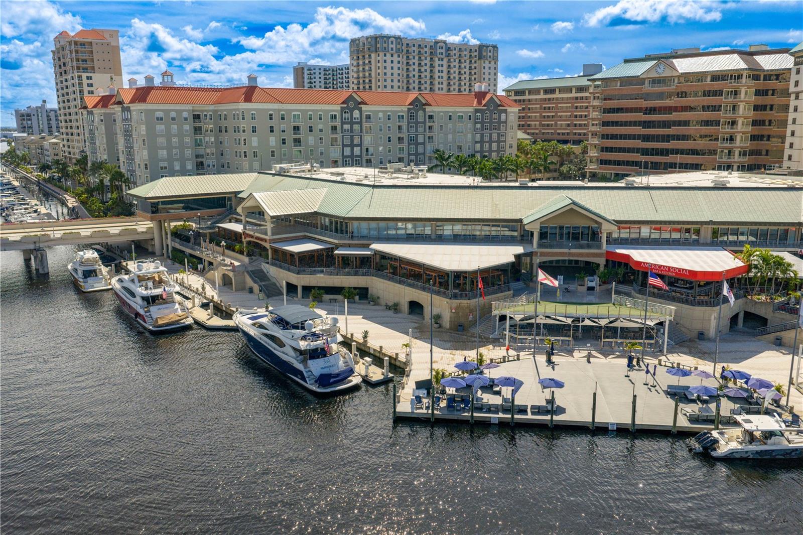 Image 3 of 64 For 700 Harbour Island Boulevard 222