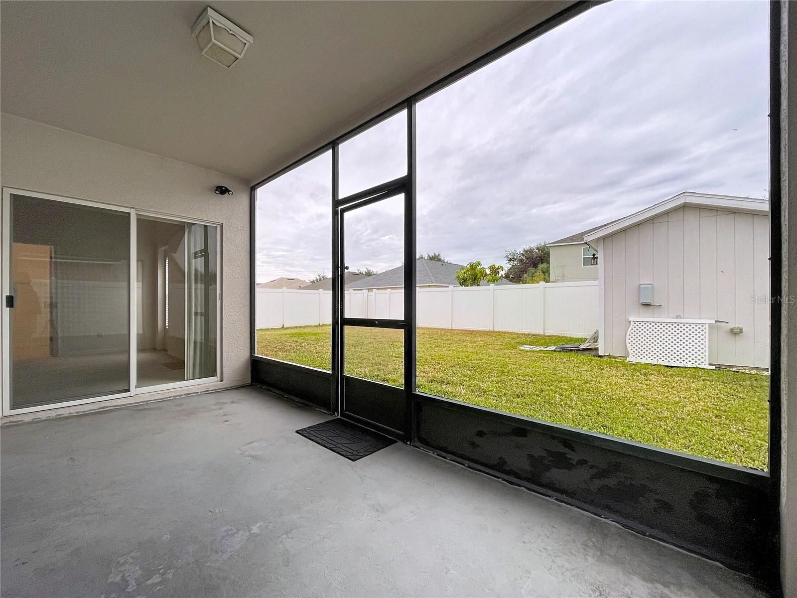 Image 26 of 40 For 8527 Carriage Pointe Drive