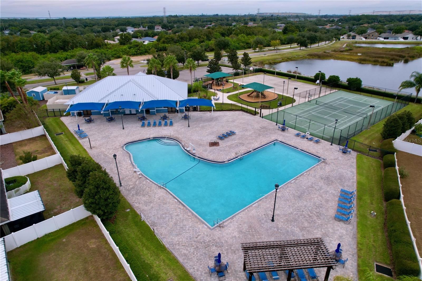 Image 36 of 40 For 8527 Carriage Pointe Drive