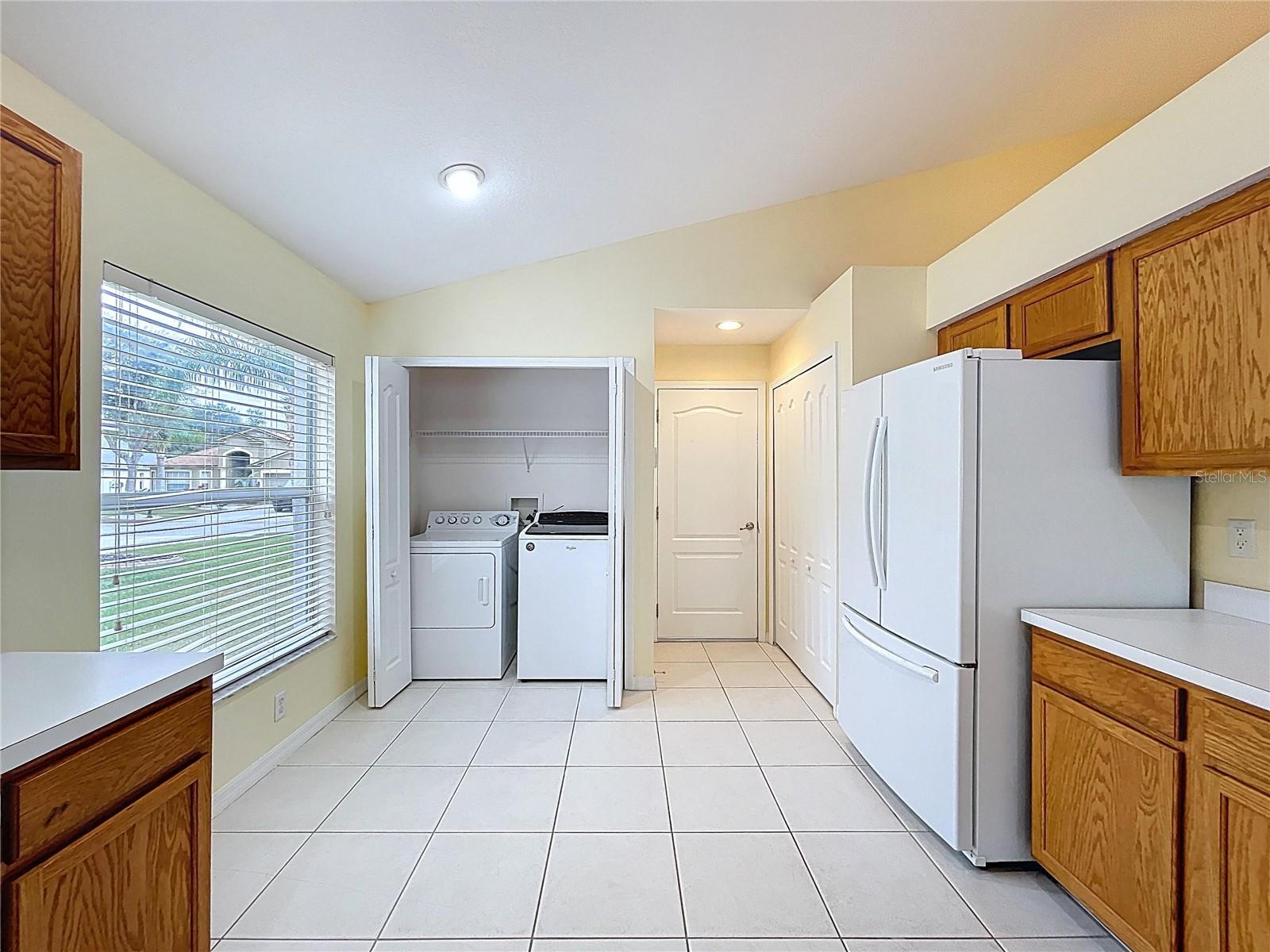 Image 8 of 40 For 8527 Carriage Pointe Drive