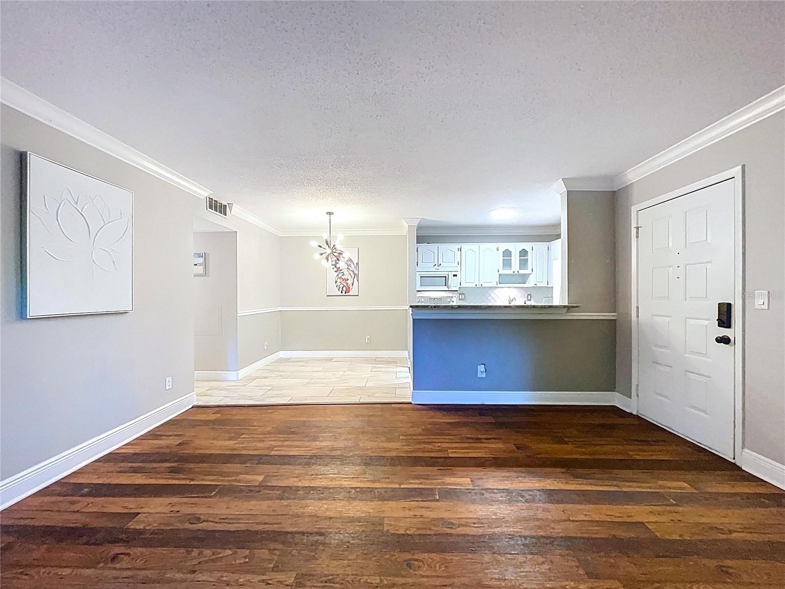 Image 10 of 32 For 3241 Fox Chase Circle N 103