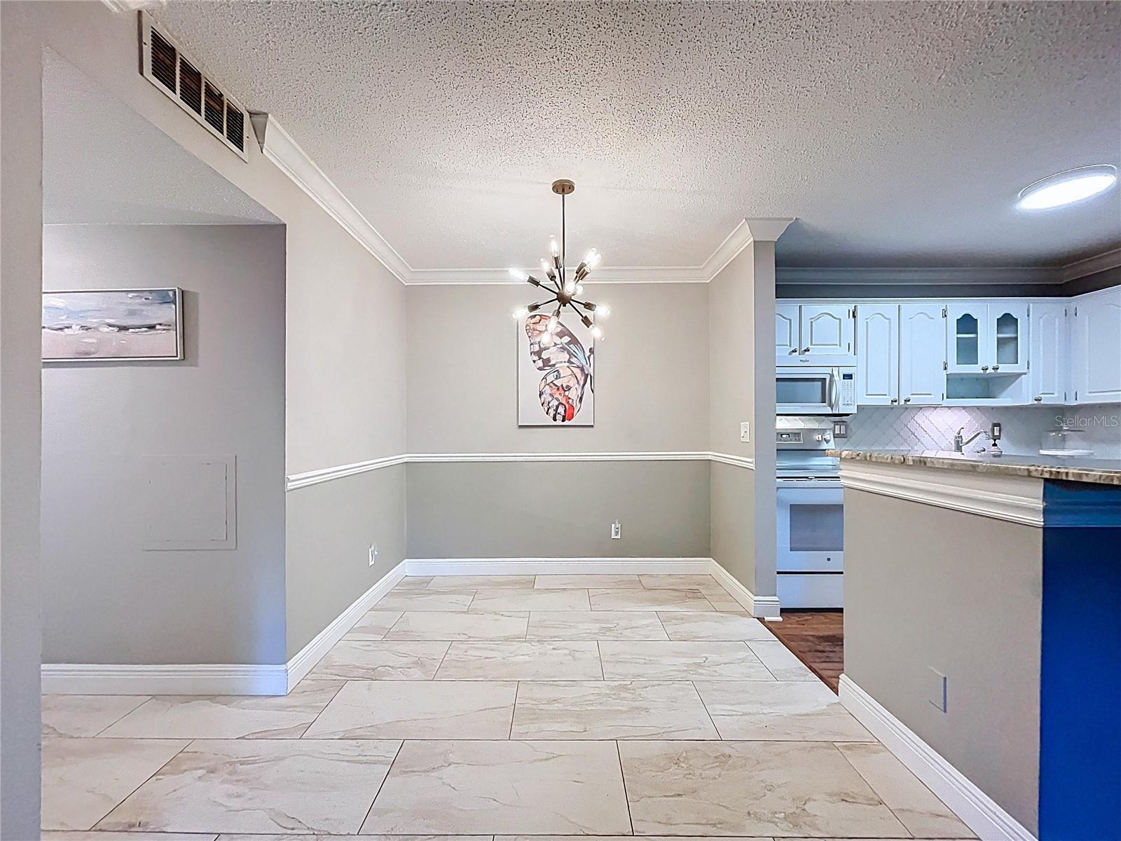 Image 16 of 32 For 3241 Fox Chase Circle N 103